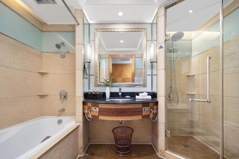 Bathroom 4, Wuhan Premier Mayflowers Hotel, Wuhan