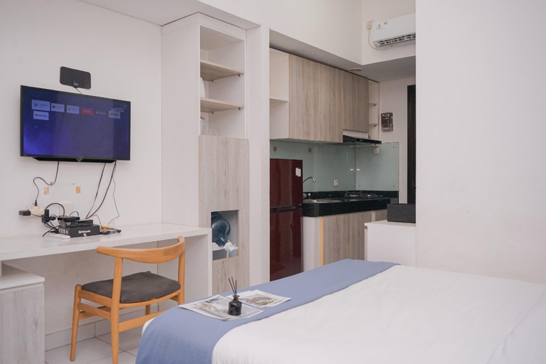 Bedroom 2, Exclusive Studio at Casa De Parco Apt By Travelio, Tangerang