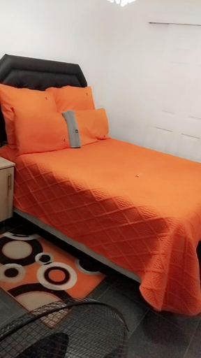 Others 3, Vm Guest house, Uthukela