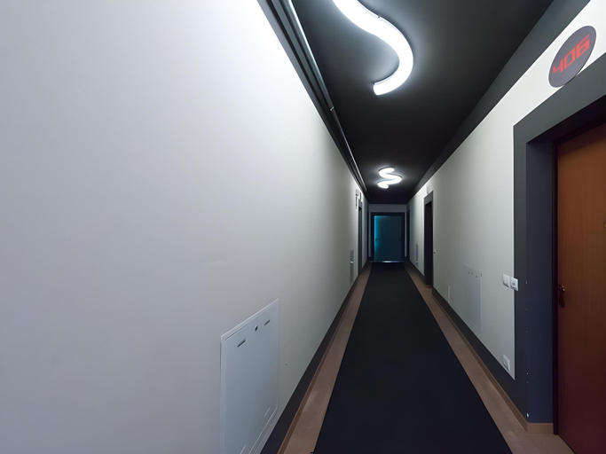 Others 5, Residence Cenisio, Milano