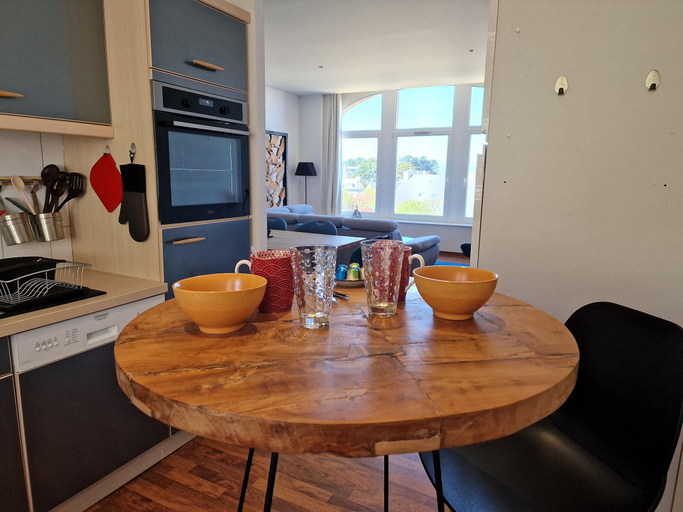 Others 3, Flat in Primel with Sea View Beaches Nearby, Finistère