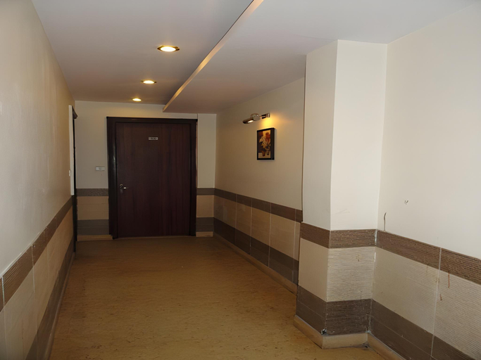 Others 5, Hotel D Inn, Delhi