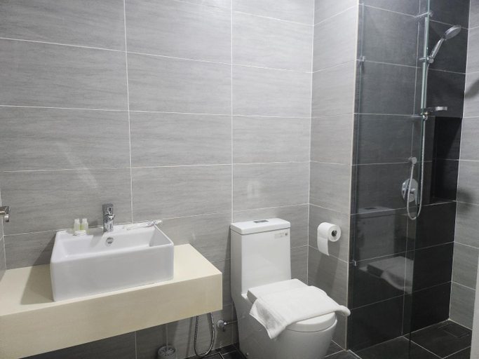 Bathroom 5, Trion Kuala Lumpur by Roam, Kuala Lumpur