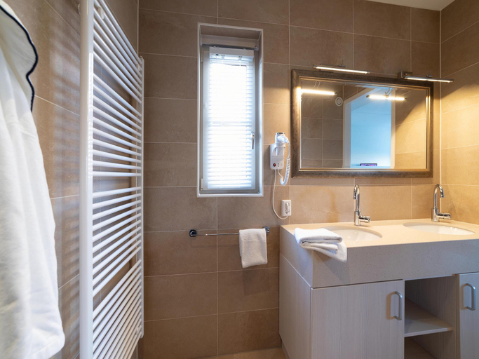 Bathroom 3, Holiday Home in Colijnsplaat near Oosterschelde, Noord-Beveland
