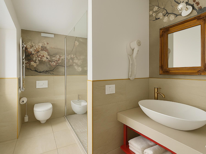 Others 4, Relais Al Porto, Verona