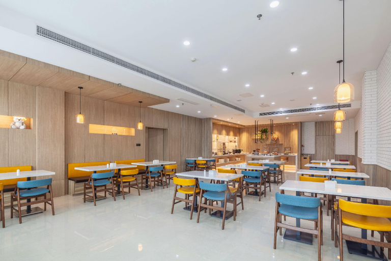 Food & Drinks 4, Hanting Hotel Qingdao Ocean University of China, Qingdao