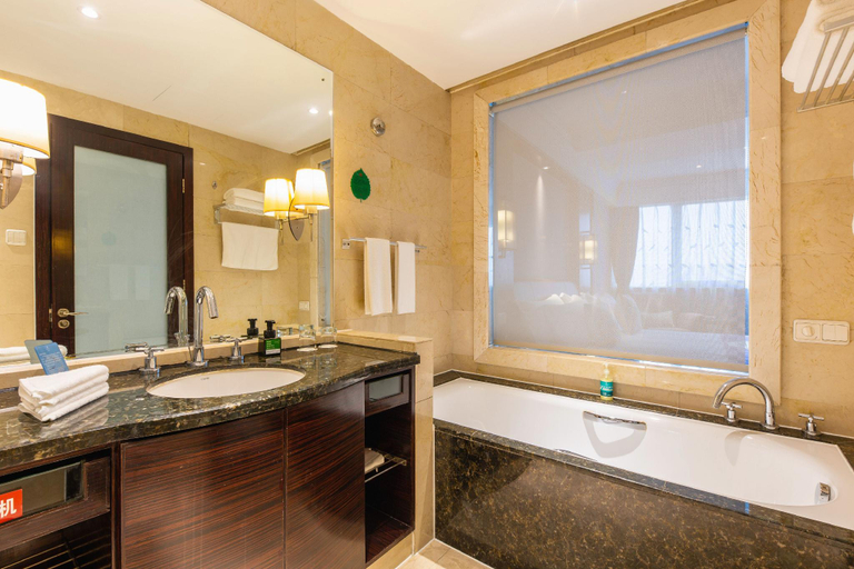 Bathroom 3, Yiwu Hotel (International Trade City), Jinhua