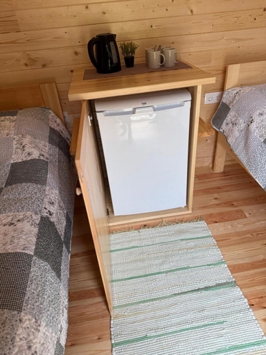 Others 4, Trommela brivdienu majinas-kempings, Talsi