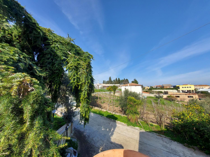Others 4, Villa Marusia, Chieti