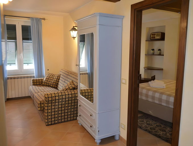 Bedroom, Nonno Toni, Genova