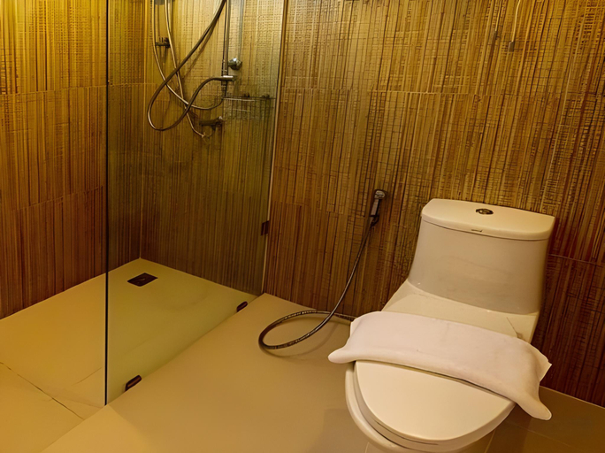 Bathroom 4, Farm House Ranong Hotel, Muang Ranong
