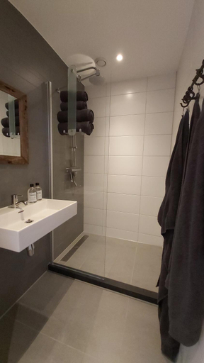 Bathroom 4, t Gasthuys, Wieringen