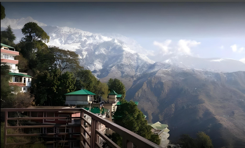 Others 5, Pause dwelling Palace, Kangra