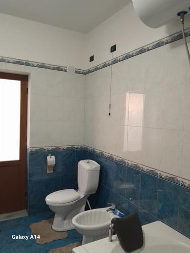 Bathroom 3, Afd, Vlorës