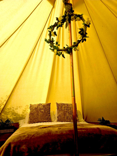 Bedroom 2, Bell Tent Village Parks, Nottinghamshire