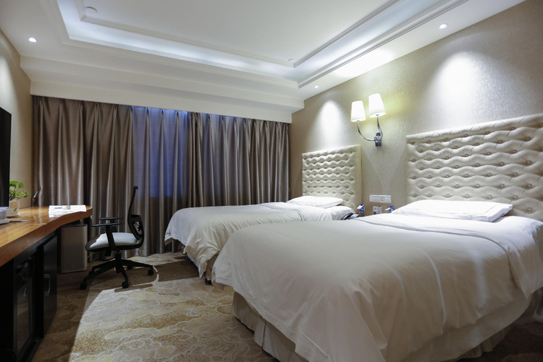 Bedroom 2, Yantai Bihai Hotel, Yantai