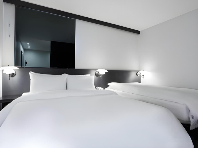 Bedroom 1, Sintra Boutique Hotel, Goyang