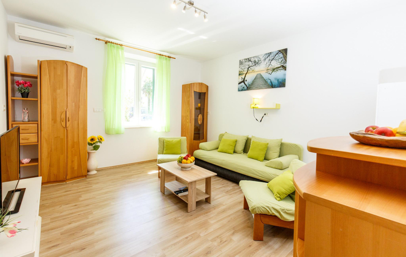 Others 2, Green Forest Apartment, Split