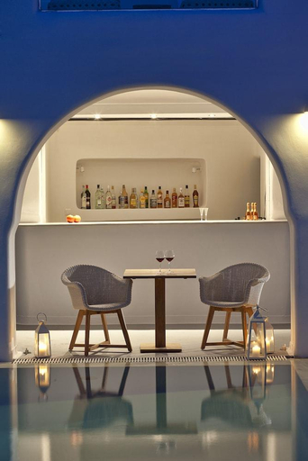 Food & Drinks 5, Belvedere, South Aegean