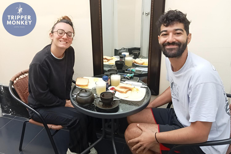 Food & Drinks