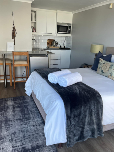 Bedroom 2, Apartment Dolphin House, Overberg