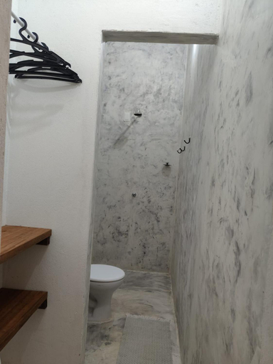 Bathroom 3, Chales da Cris, Fortim