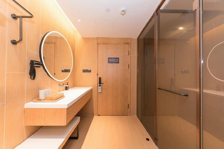 Bathroom 4, Ji Hotel Zhenjiang Railway Station Nan Square, Zhenjiang