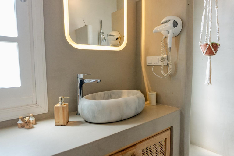 Bathroom 3, Cunda Ilios Hotel, Ayvalık