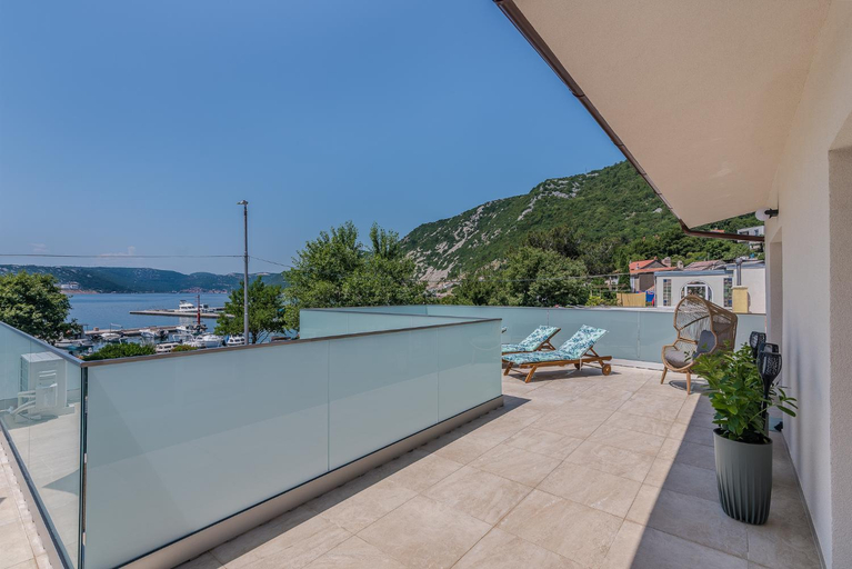 Others 3, Apartman ALEXANDRA, Kraljevica
