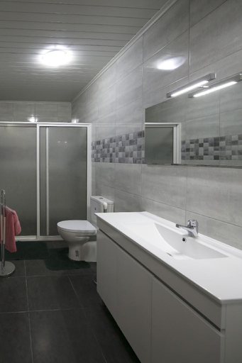 Others 3, Lobos Rustic House II, Sleeps 6, Rural Living, Câmara de Lobos