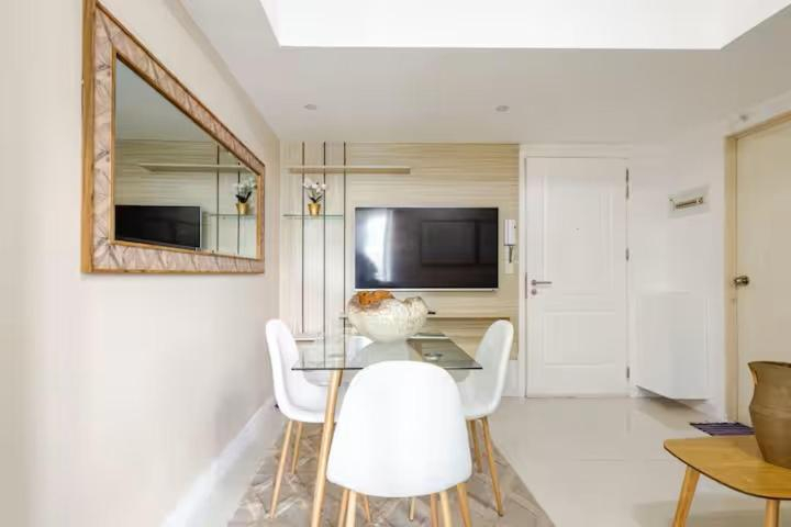 Others 4, Sabrina'sCrib 2BR Apartment by Azure Near Airport, Parañaque
