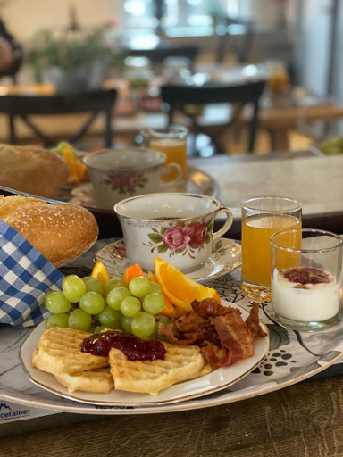Food & Drinks 4, Jarnvagshotellet Skara City stay, Skara
