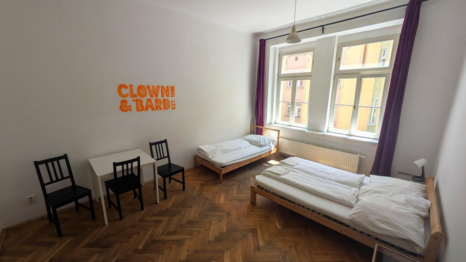 Bedroom 2, Clown and Bard Hostel, Praha 1