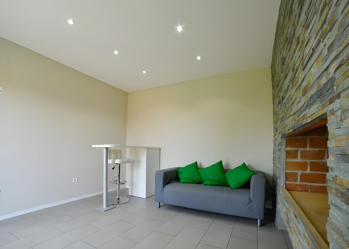 Public Area, Private rooms Choice, Velika Gorica