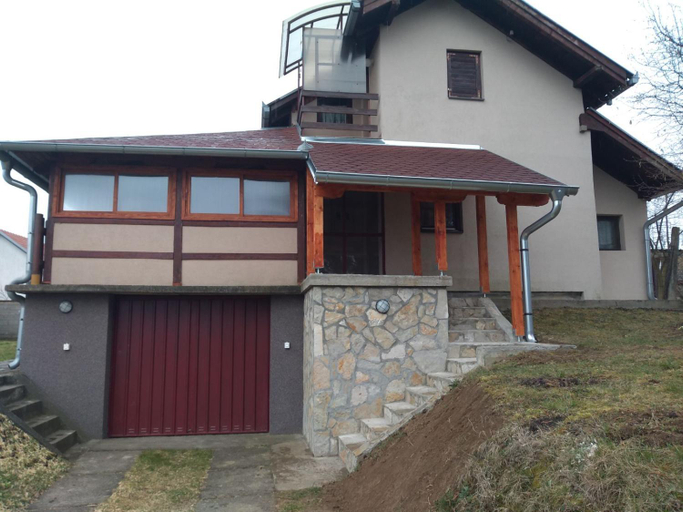 2, Apartments Dunja, Irig