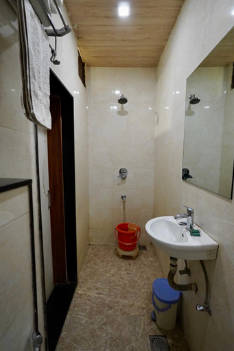Bathroom 5, Hotel Samrat Ajmer, Ajmer