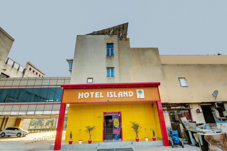 Others 5, Hotel O Island, Meerut