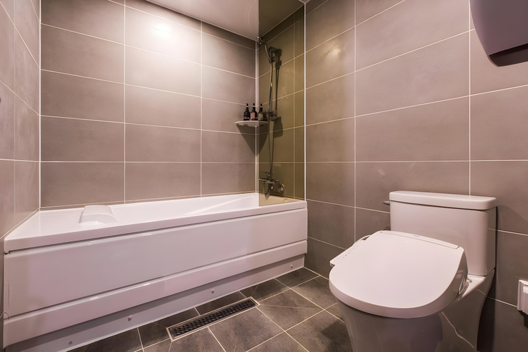 Bathroom 5, Brown Dot Hotel Busan Songdo, Saha