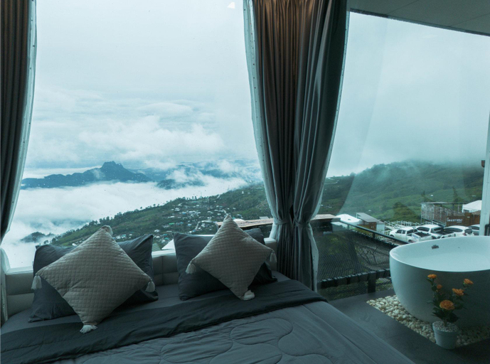 Others 5, Montapberg Resort, Lom Kao