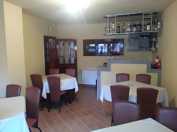 Food & Drinks 4, Pensiunea Apuseni, Vidra