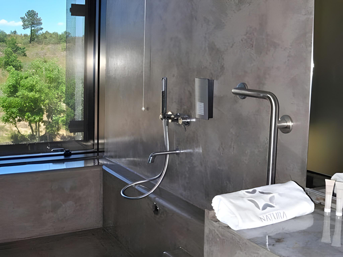Bathroom 5, Cró Hotel Rural, Sabugal