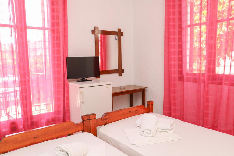 Bedroom 2, Fotini Rooms, Thessaly