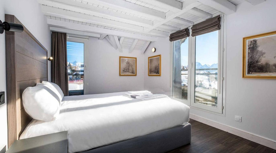 Bedroom 2, Hotel PopAlp Cafe, Isère