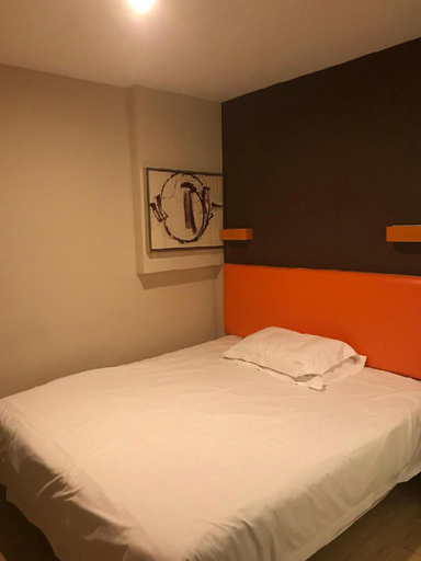 Bedroom 2, 7 Days Premium·Shenyang North Railway Station North Square, Shenyang