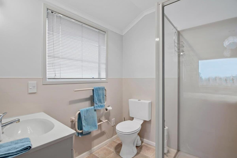 Bathroom 3, Pohara Beach Life, Tasman