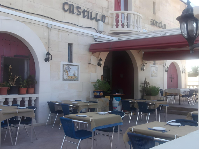 Food & Drinks 5, Castell de Lô, Baleares