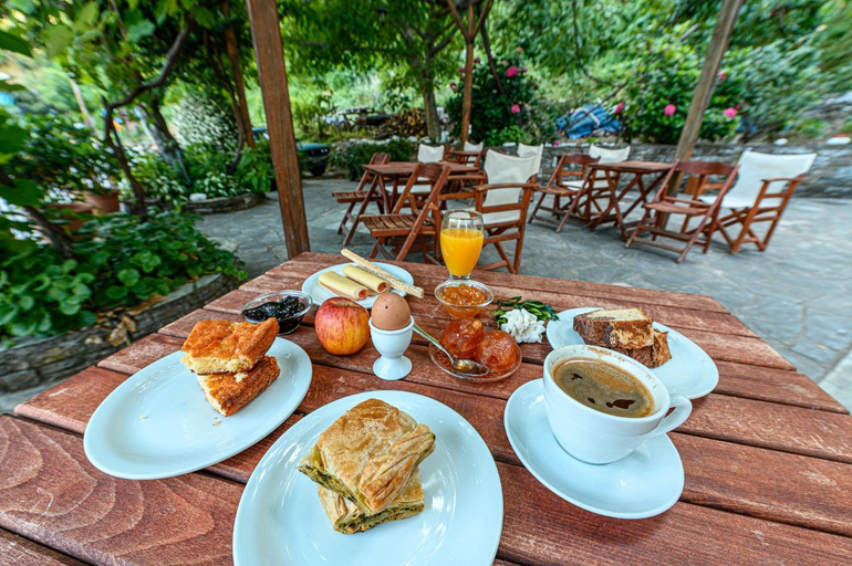 Food & Drinks 4, Heliodora, Thessaly
