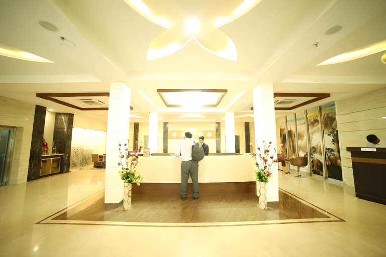 Others 2, Hotel Indraprasttha, Krishna
