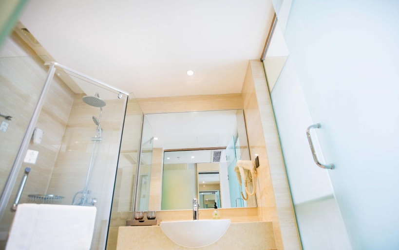 Bathroom 4, ibis Styles Jingdezhen Cidu Avenue Hotel, Jingdezhen