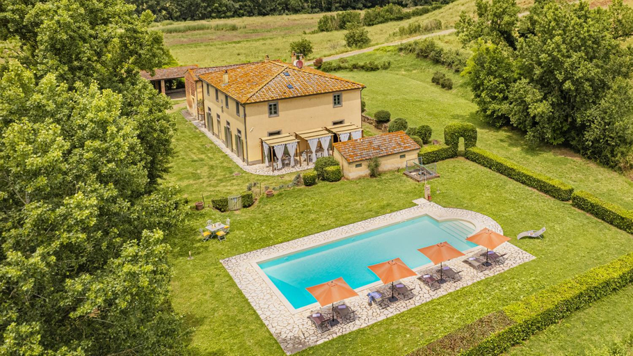 3, VILLA ISIDE 8, Emma Villas, Pisa